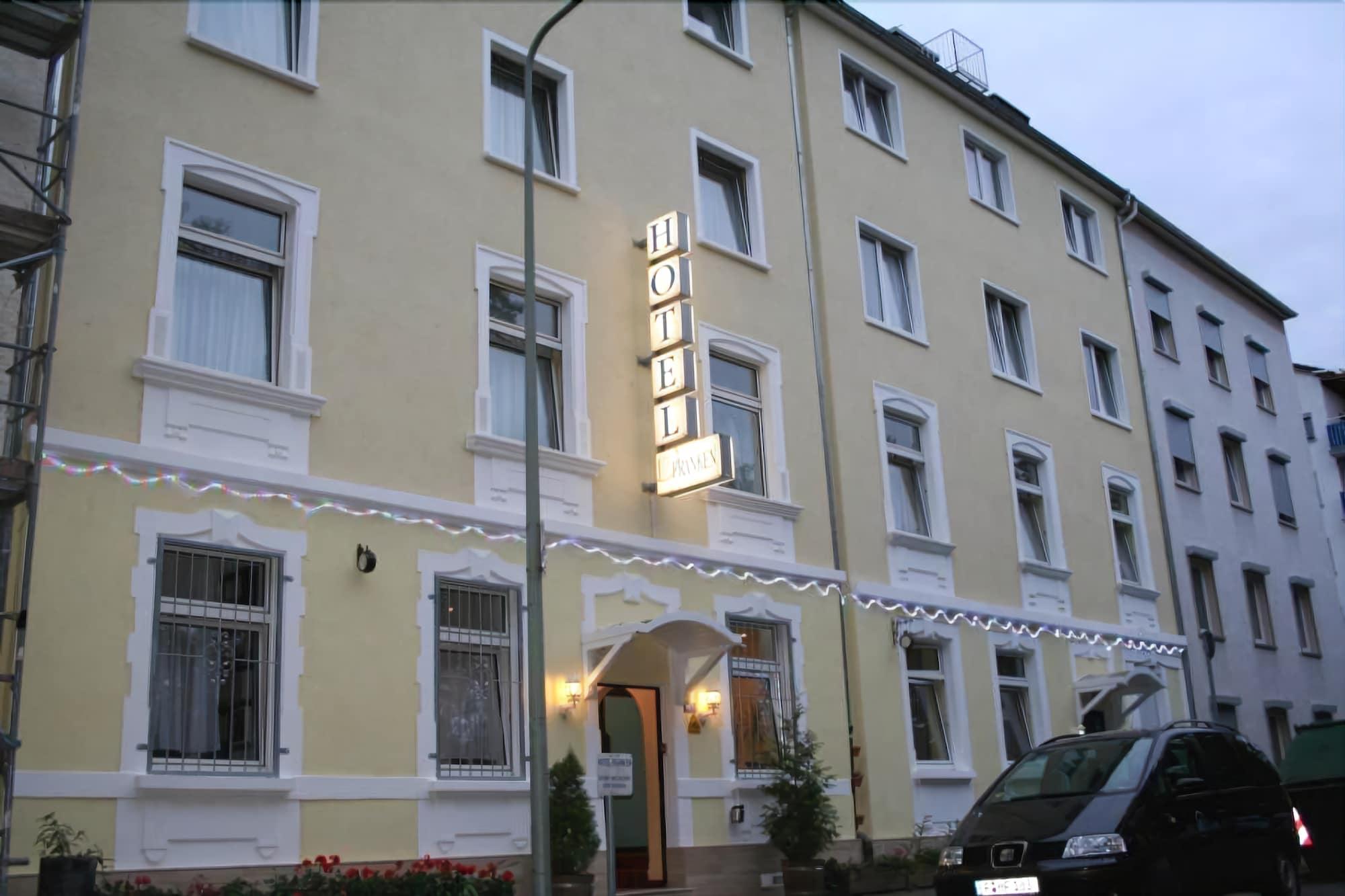 Hotel Franken An Der Messe Франкфурт-на-Майне Экстерьер фото